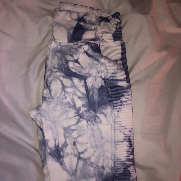 aerie leggings - Picture 3 of 9